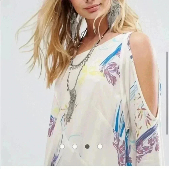 Free people white floral tunic top clear skies ivory cold shoulder flare… - Picture 12 of 12